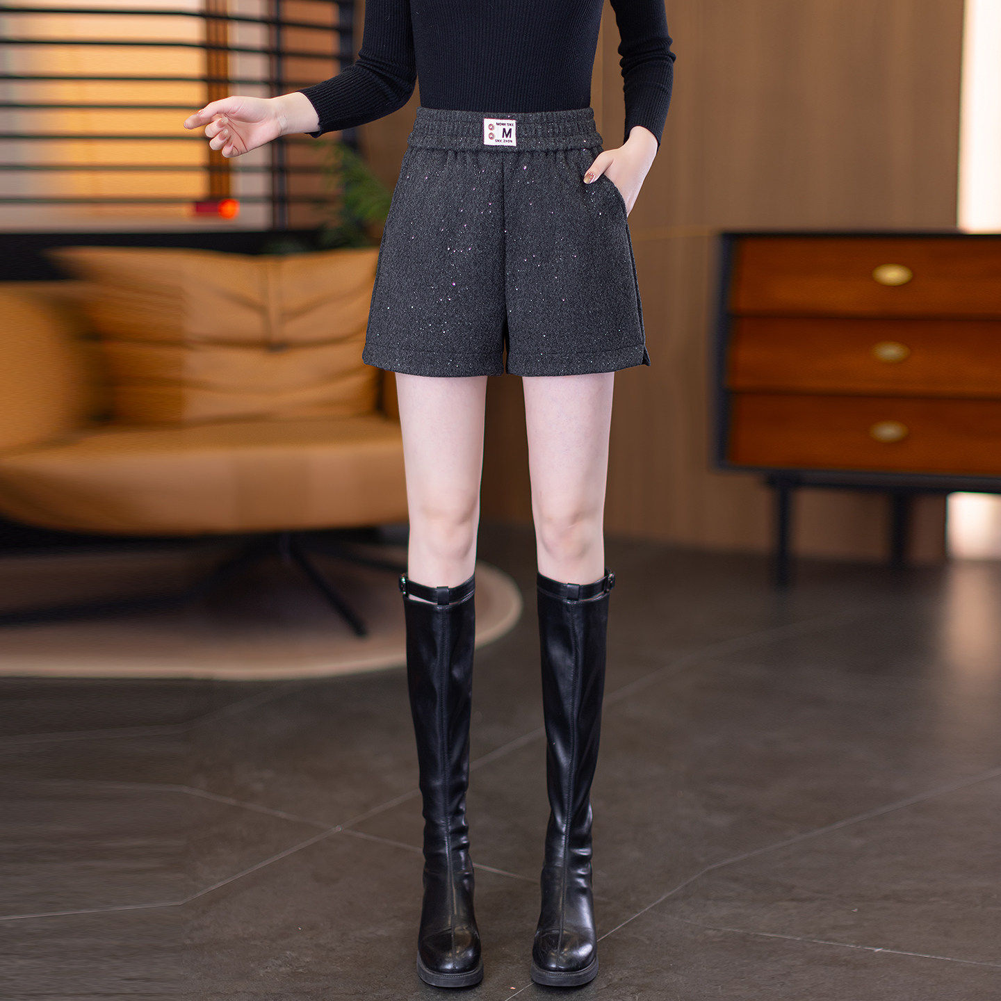 潮流高腰亮片车标贴毛呢短裤2026春季新款女百搭休闲时尚宽松阔腿,女装/女士精品,休闲裤,淘宝优惠券,粉丝福利购,淘宝优惠卷