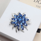 蓝色水晶花朵胸针女复古西装 韩版 时尚 别针大气配饰品领针百搭胸花