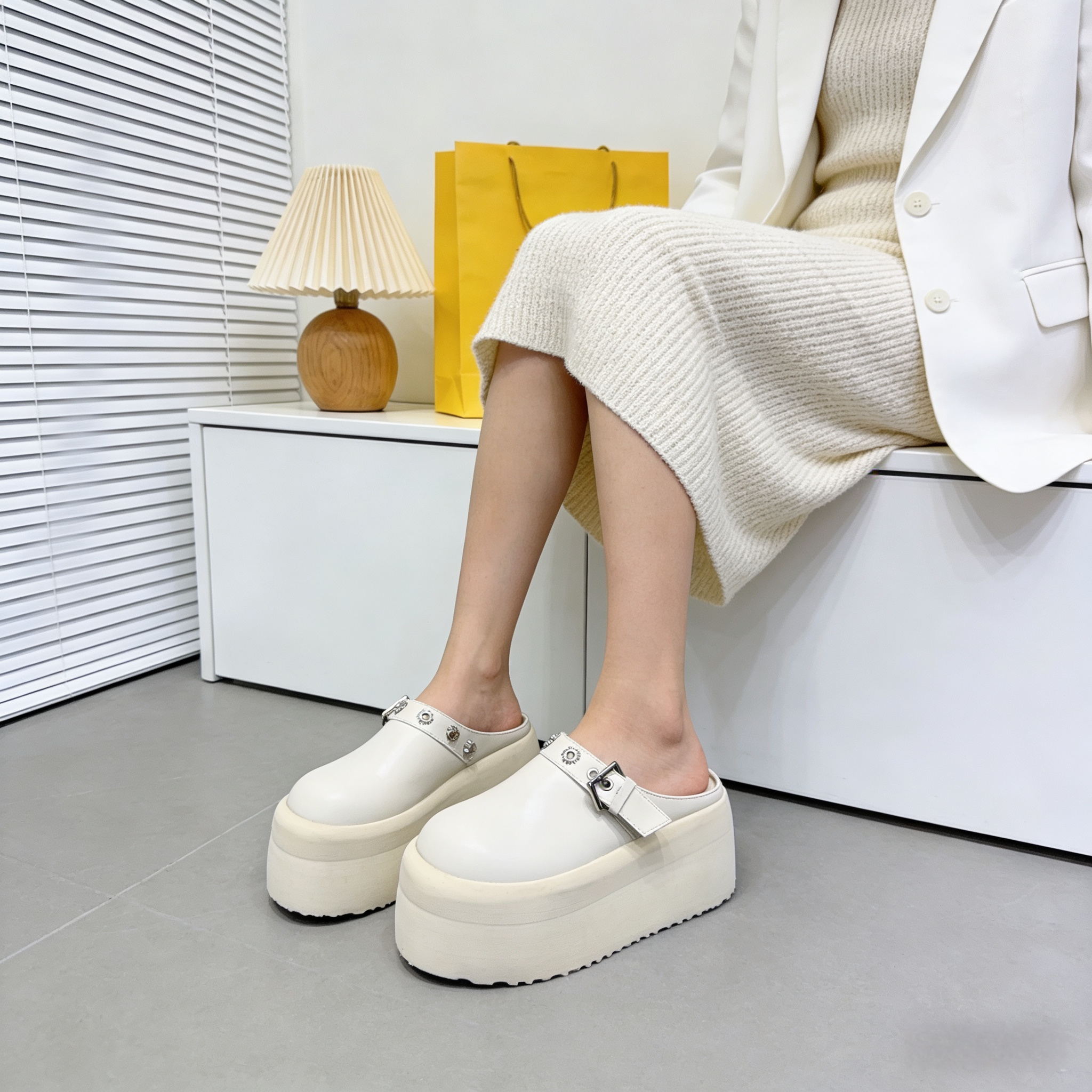 欧货真皮松糕厚底包头半拖鞋女外穿百搭小个子增高休闲拖鞋勃肯鞋