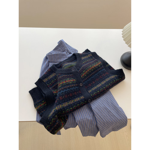 费尔岛复古提花针织马甲背心