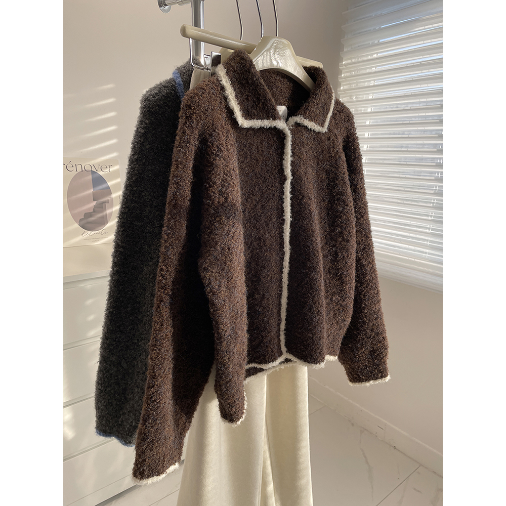 软糯圈圈纱翻领开衫毛衣