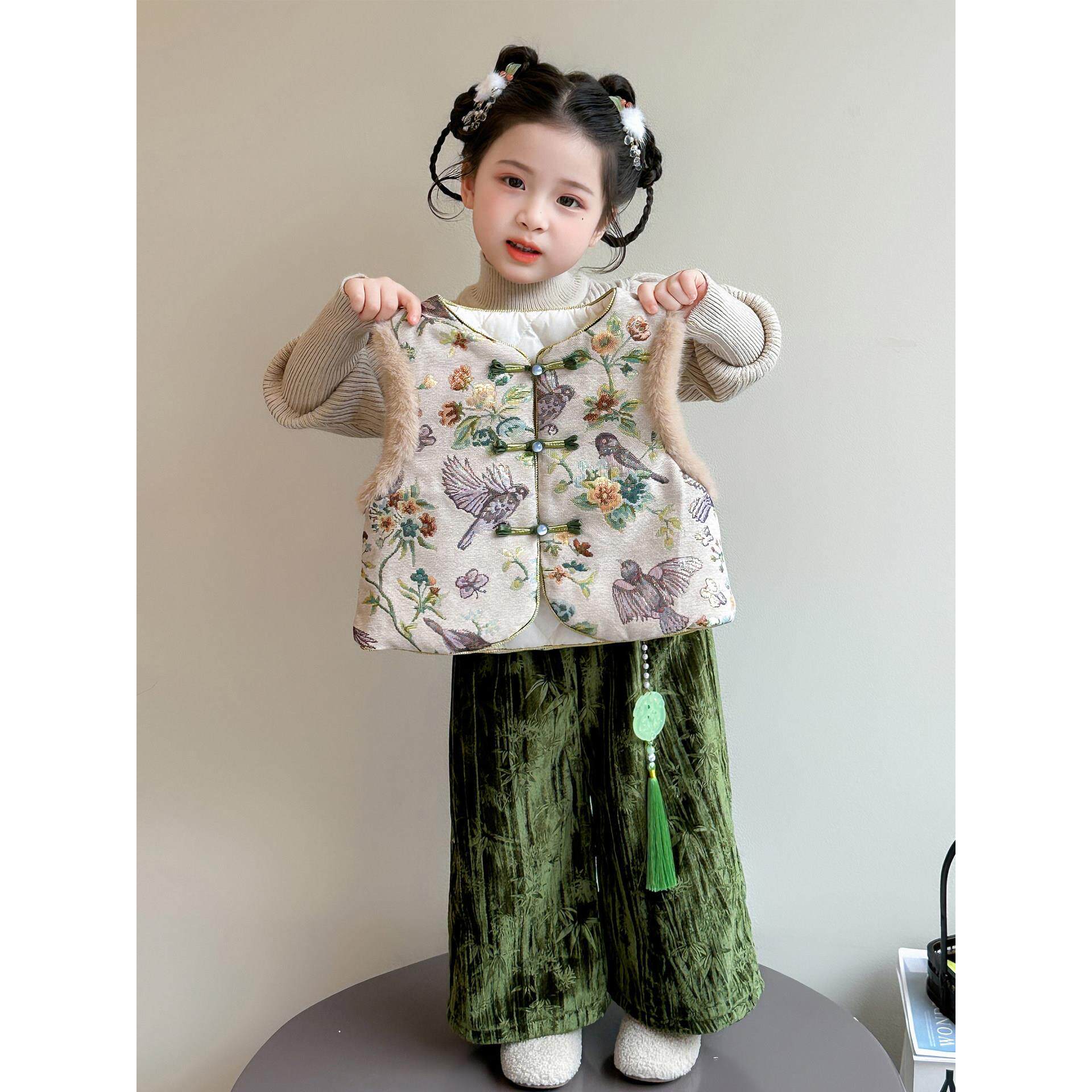 新中式套装2025新款冬季男女童改良汉服中国风加绒加厚棉服三件套