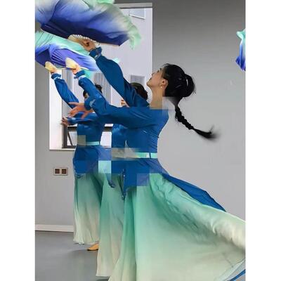 千里江山图汉代唯此绿色古典舞表演服装女雅大裙中国古典舞表演服