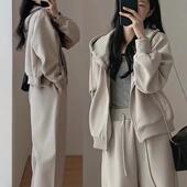 连帽跑步两件套潮 港风显瘦减龄阔腿裤 秋冬休闲卫衣运动套装 女时尚