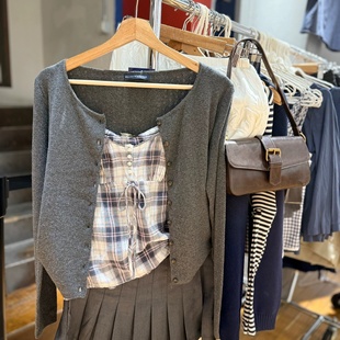 百搭显瘦上衣短外套 女灰色纽扣针织衫 Brandy bm深灰复古格纹开衫