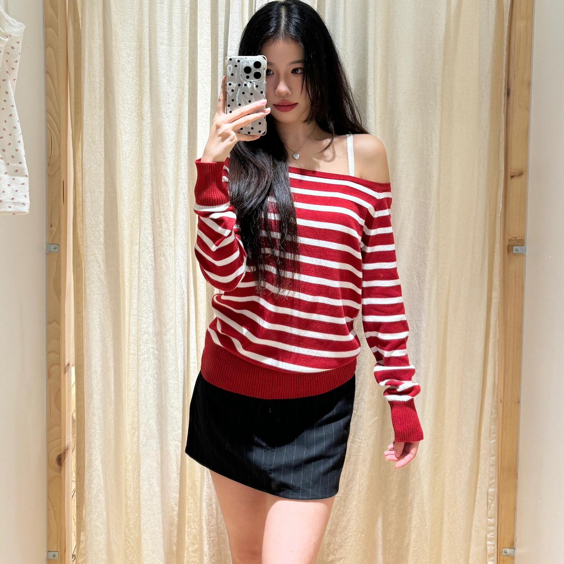 Brandy girl bm长袖针织衫秋冬新款复古红色条纹一字肩毛衣上衣女