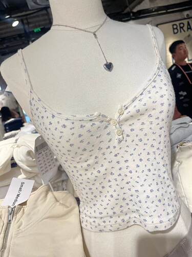 bm三粒扣碎花吊带