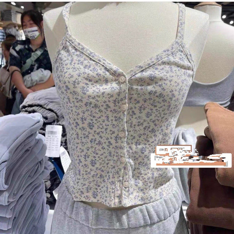 BM绝美米碎花v领zelly吊带女