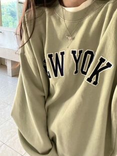 Brandy girl豆绿色bm慵懒风中长款NewYork刺绣圆领卫衣女春秋季