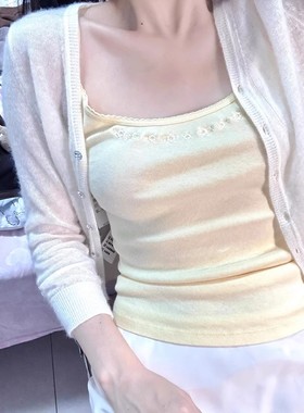 BM泰式夏日绝美奶黄色花朵刺绣修身短款小吊带背心上衣女内搭