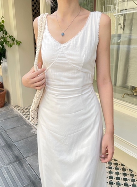 Brandy girl bm连衣裙女度假风收腰长裙初恋连衣裙白色吊带裙无袖