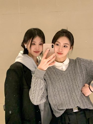 灰色美式复古毛衣针织衫