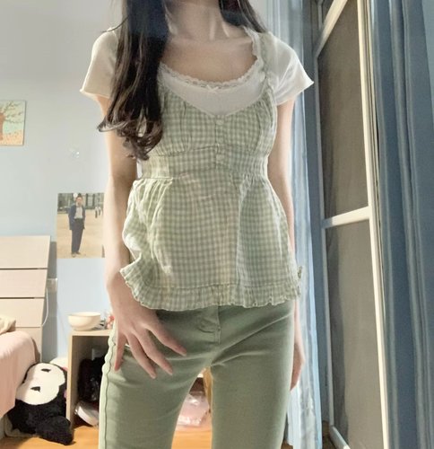 格子吊带背心叠穿外搭收腰