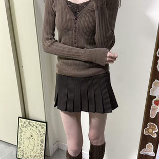 T恤百搭显瘦上衣 女长袖 Brandy bm咖色复古条纹风V领纽扣针织衫