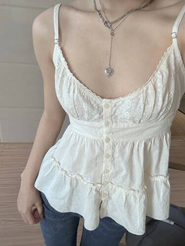 花边纽扣吊带背心甜辣花边
