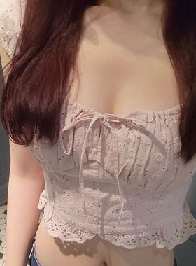 Brandy girl bm夏法式粉色甜辣方领短款上衣镂空泡泡袖短袖