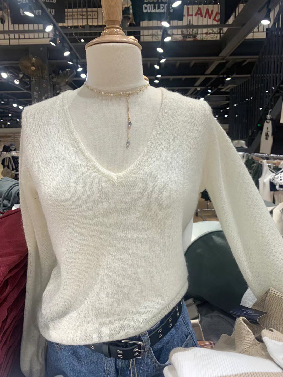 秋冬新v领毛衣高级感毛衣