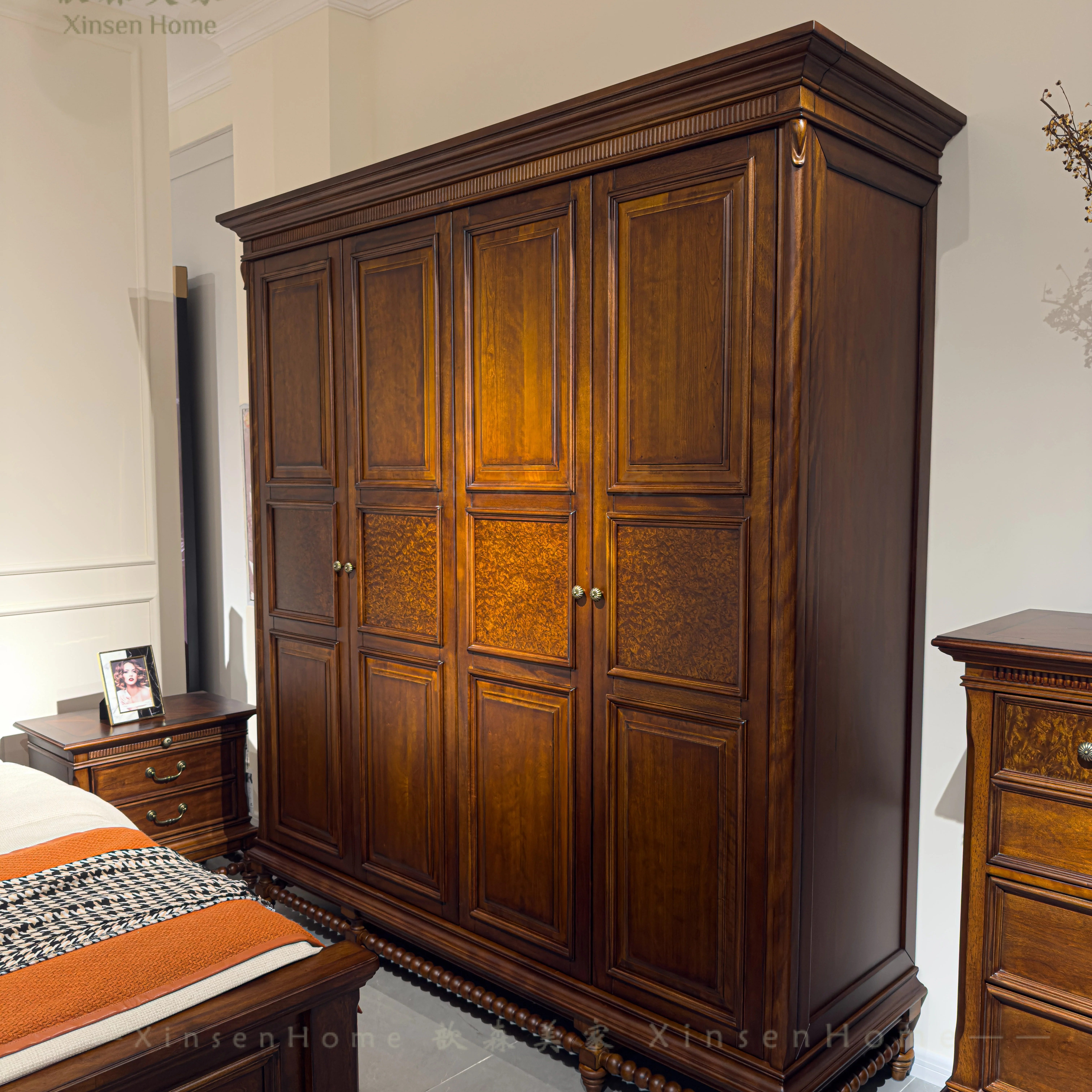 美式实木轻奢对开门大容量衣柜