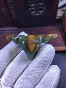 和田玉析木绿河磨玉羊头领头羊吊坠挂坠20克结构均匀细腻厂家直销