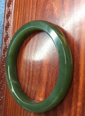 纯天然细条绿色口径手镯