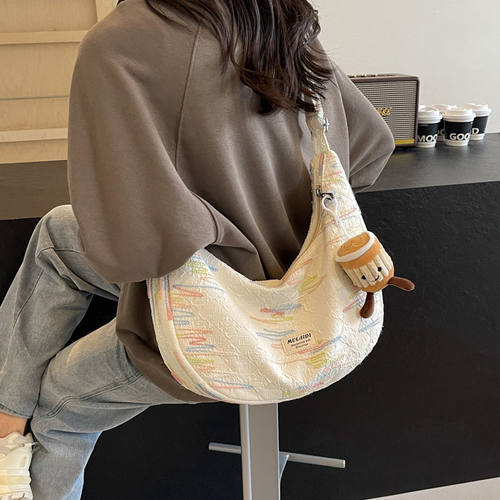 帆布包女2024新款日系ins大容量饺子包大学生上课斜挎慵懒风单肩