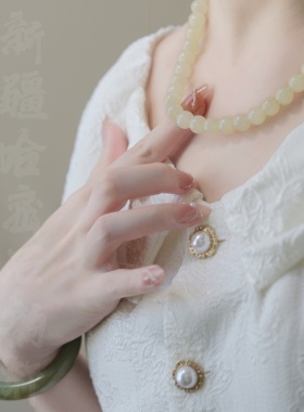 新中式青白玉晴水项链