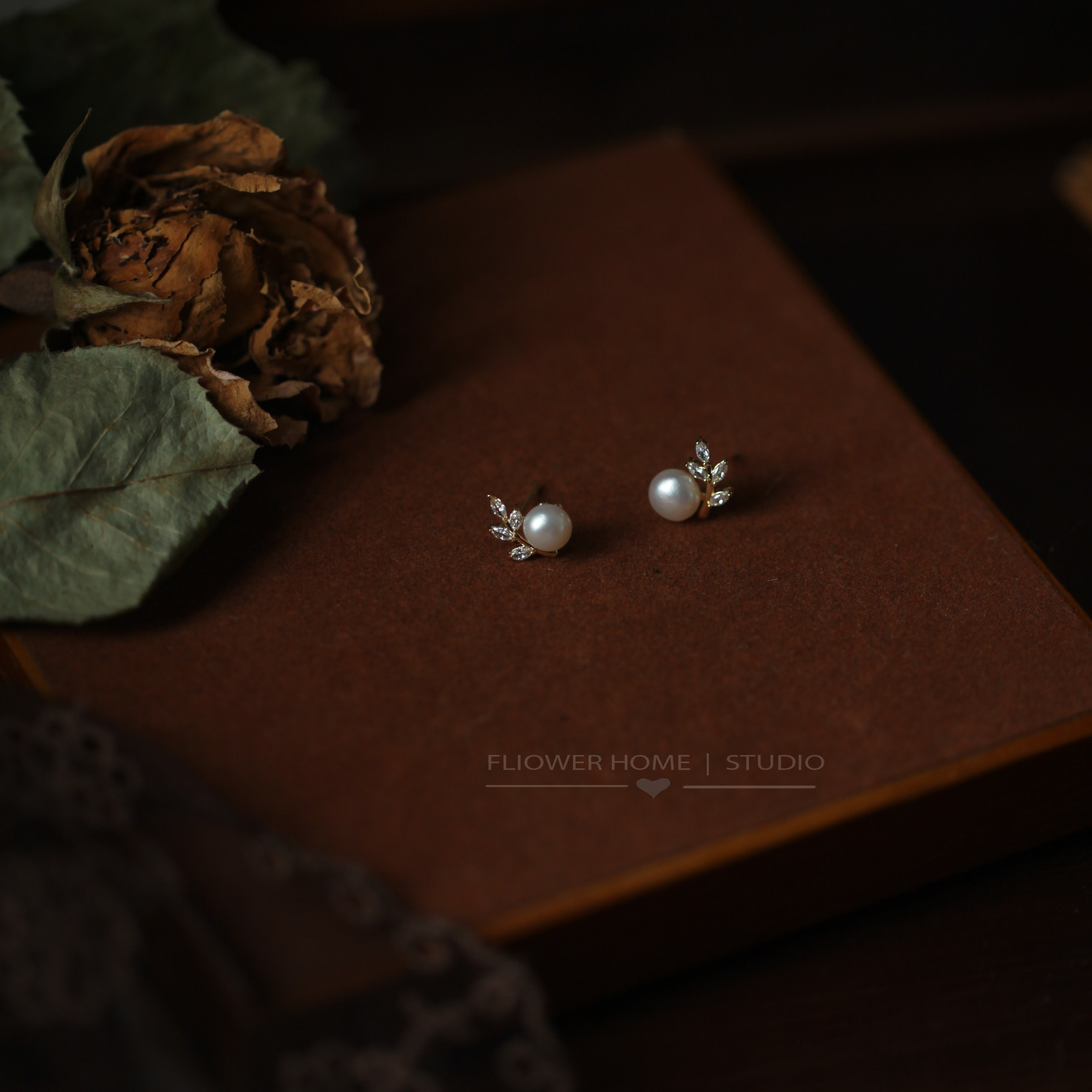 花宿家 隐秋~小巧精致闪亮天然珍珠s925银针耳钉女耳环百搭气质,饰品/流行首饰/时尚饰品新,耳钉,淘宝优惠券,粉丝福利购,淘宝优惠卷