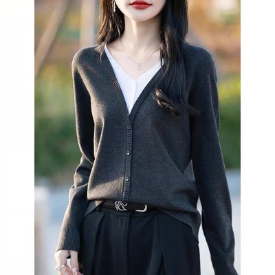 假两件针织打底衫女秋羊毛上衣