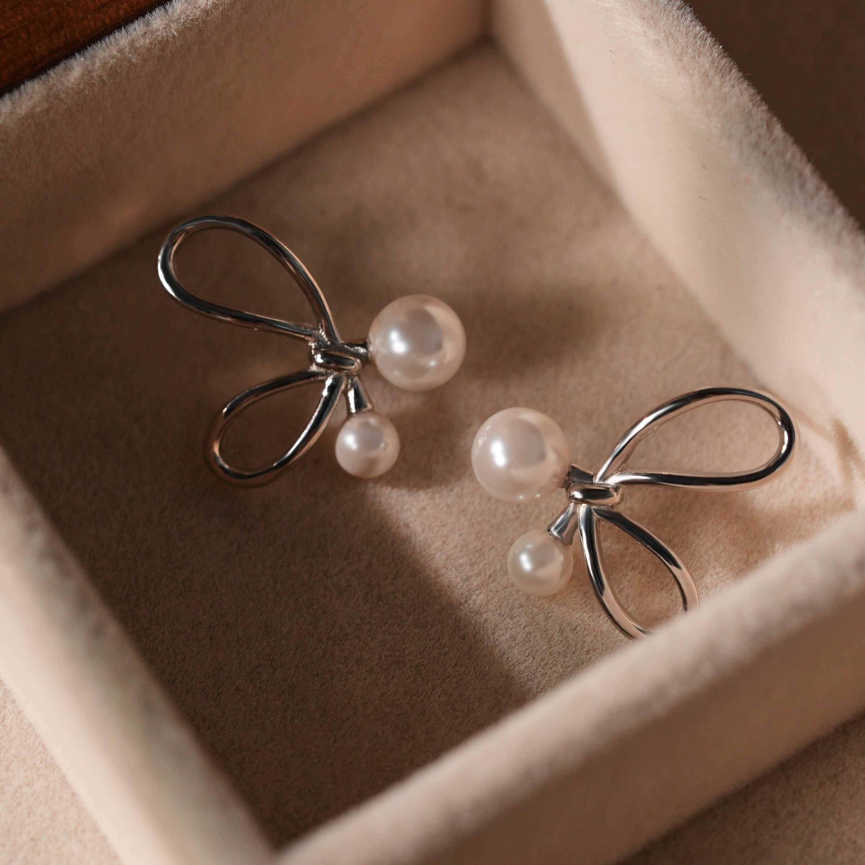 925银耳饰 简约爱心蝴蝶结耳钉女小众法式甜美耳饰温柔耳饰,饰品/流行首饰/时尚饰品新,银饰耳饰,淘宝优惠券,粉丝福利购,淘宝优惠卷