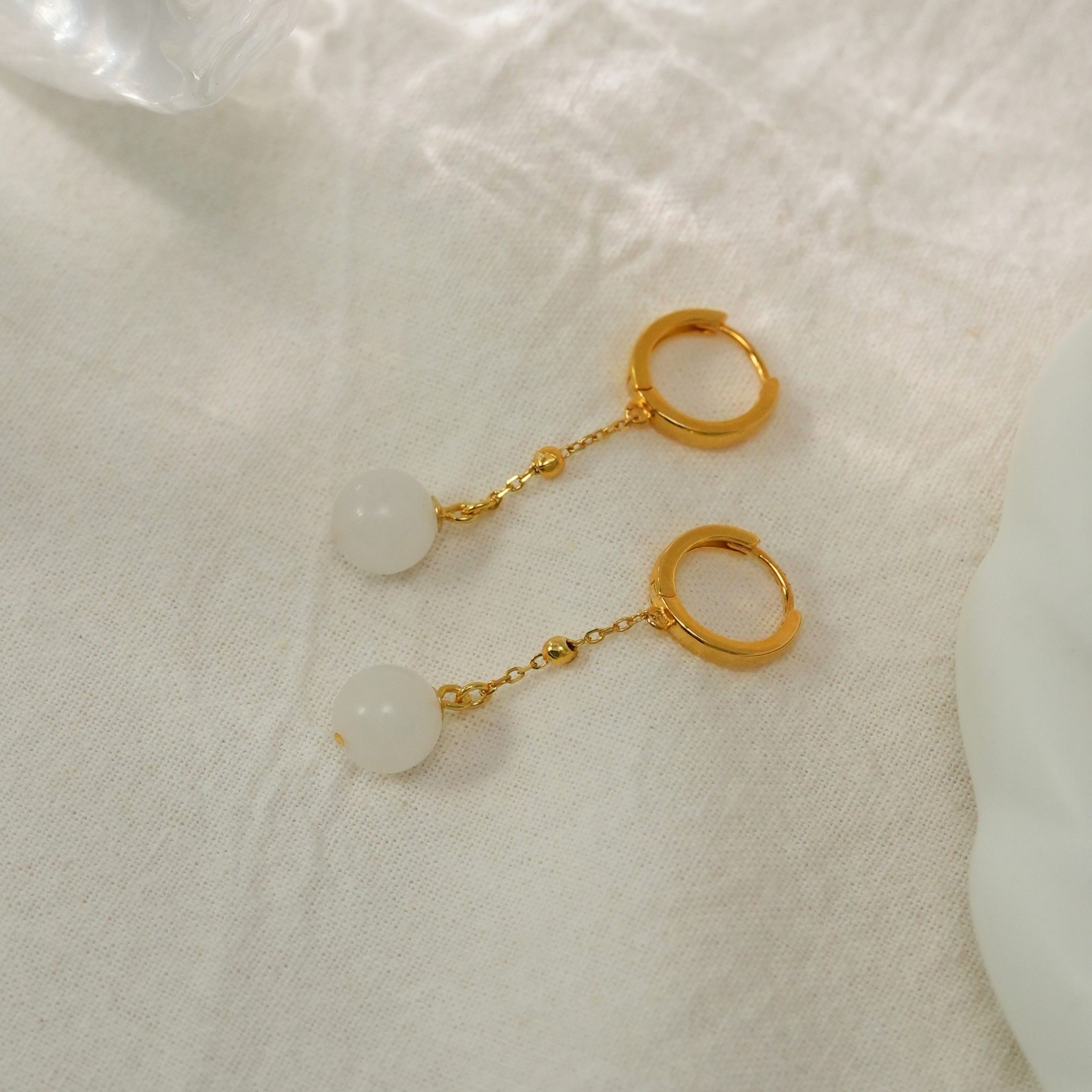 丽沁 925银玻璃耳饰 气质国风米白珠耳扣女优雅轻奢新中式耳环,饰品/流行首饰/时尚饰品新,银饰耳饰,淘宝优惠券,粉丝福利购,淘宝优惠卷