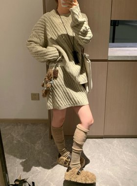 [香蕉派派]彩点羊毛韩版简约洋气慵懒风套装时尚显瘦上衣裙子套装
