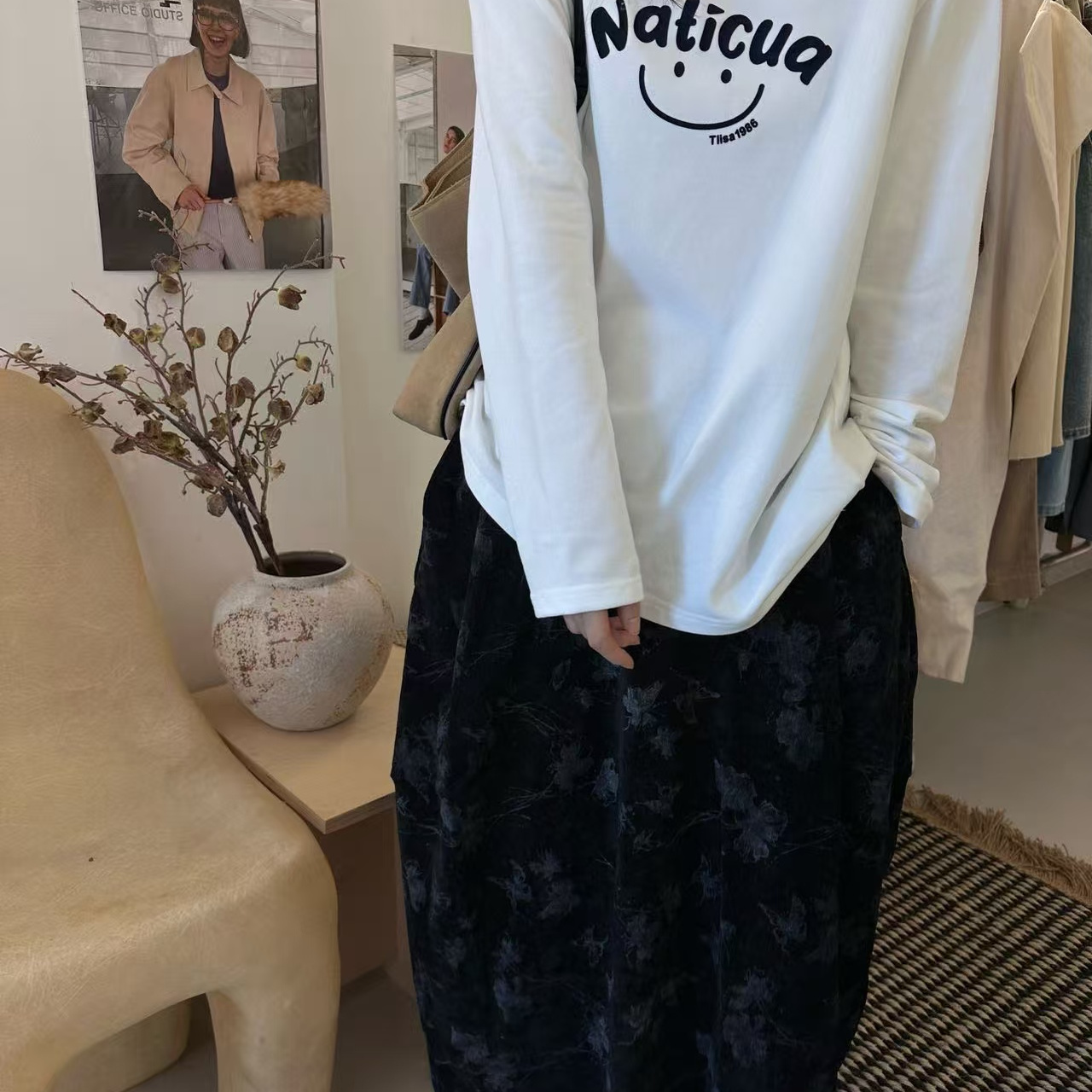 one磨毛长袖T恤女2025冬韩版字母笑脸圆领百搭弹力打底衫套头上衣