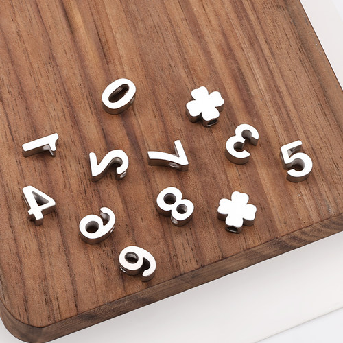 抛光钛钢横孔数字吊坠DIY饰品