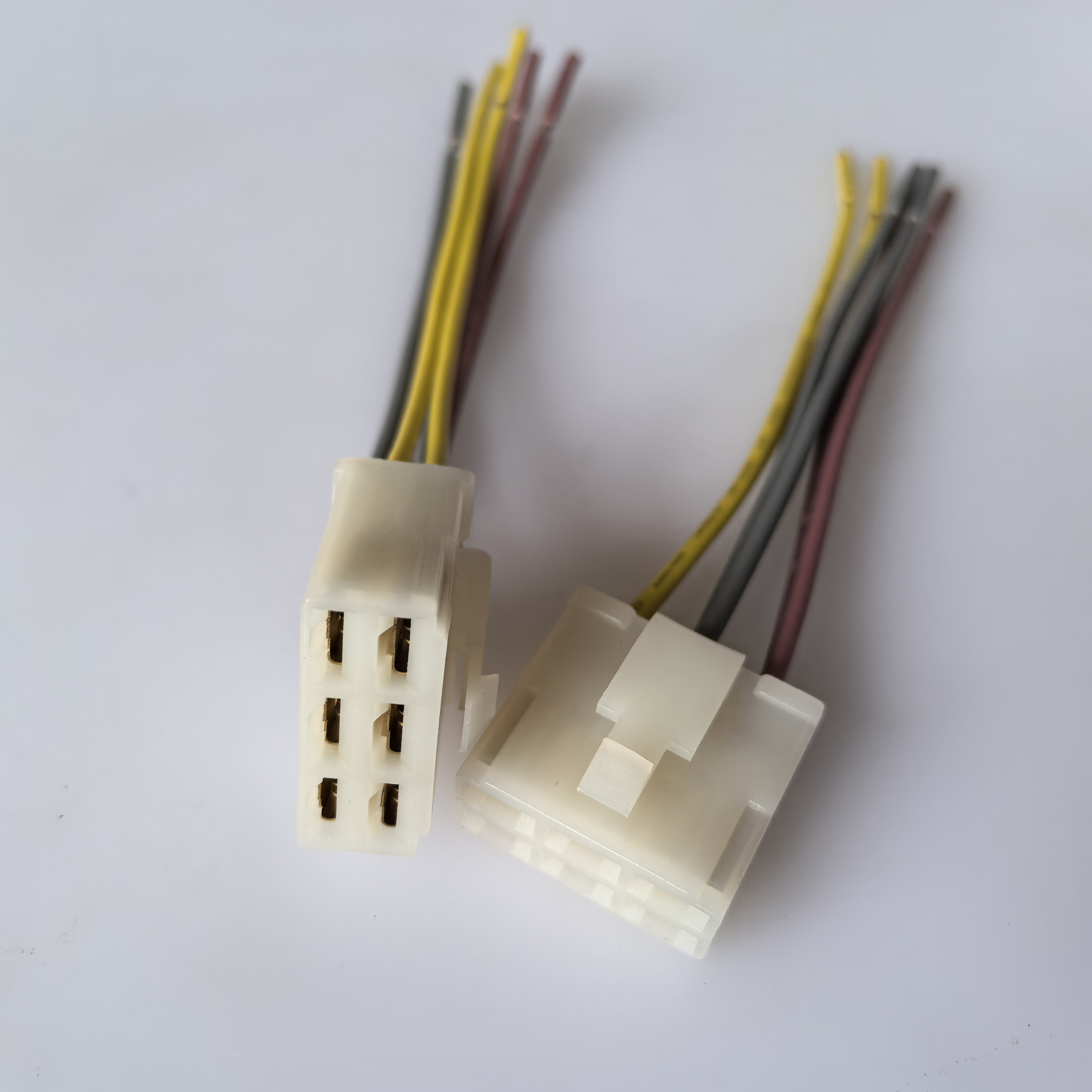 适用于青岛解放虎V/虎VH/虎VN后尾灯倒车灯J6F大王驾到原车插头