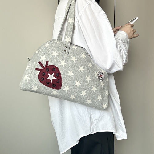 韩国小众aeae新款草莓星星保龄球包女手提单肩波士顿包可爱休闲包
