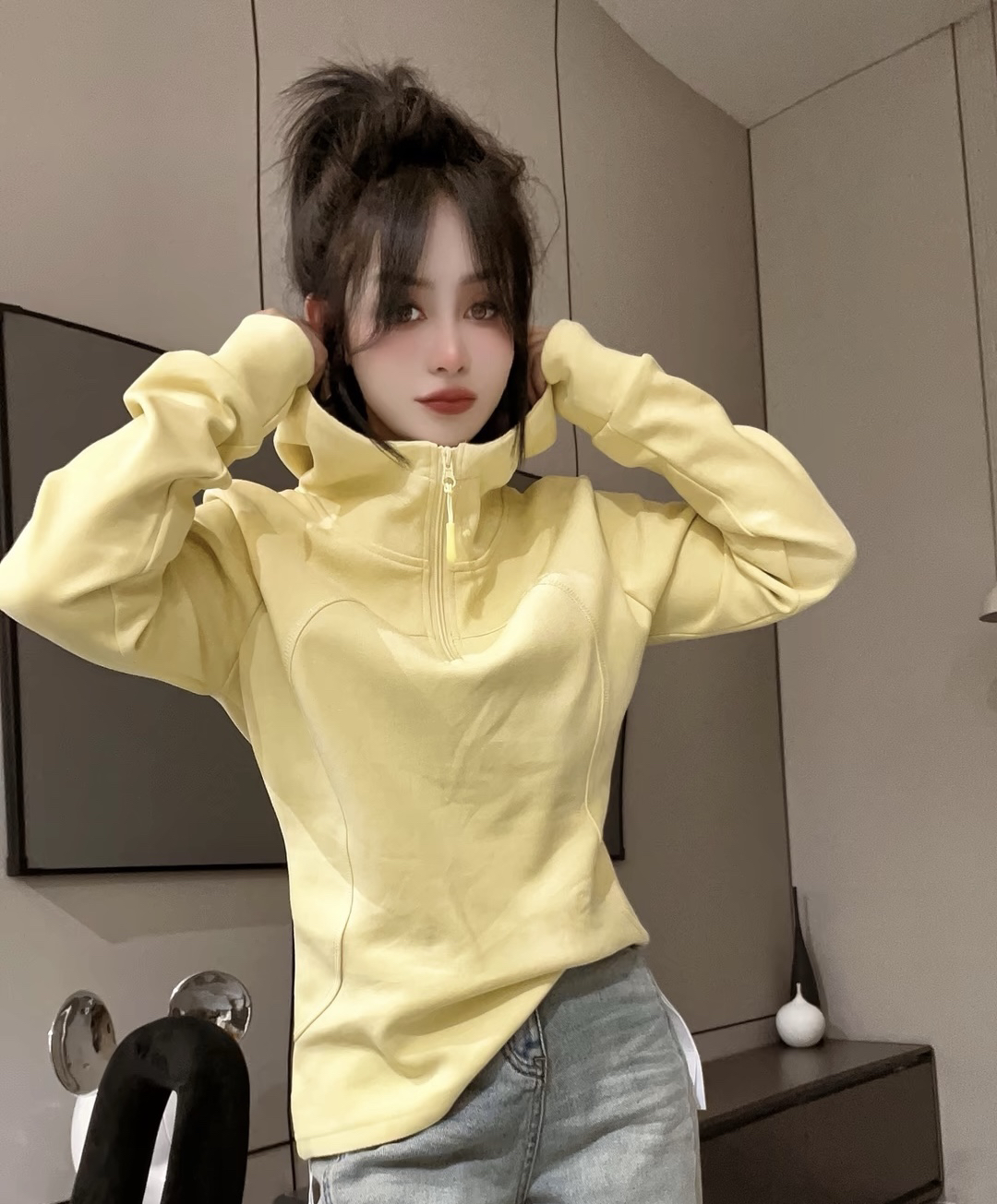 欧货2024冬季新款纯色拼接半拉链连帽卫衣女时尚洋气百搭套头上衣