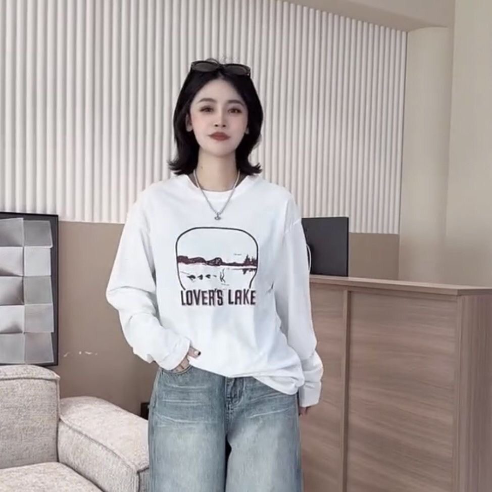 欧洲站2026春季新款字母图案印花t恤女时尚洋气百搭长袖套头上衣