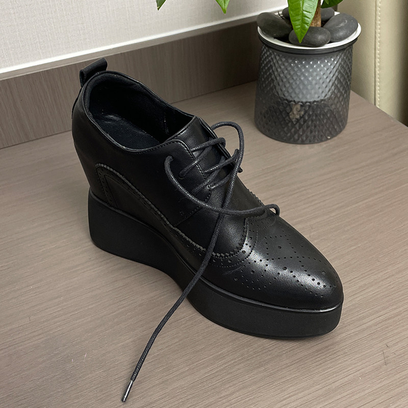 DE LI 显脚小杏头内增高女鞋2025新款春秋季深口头层牛皮坡跟单鞋