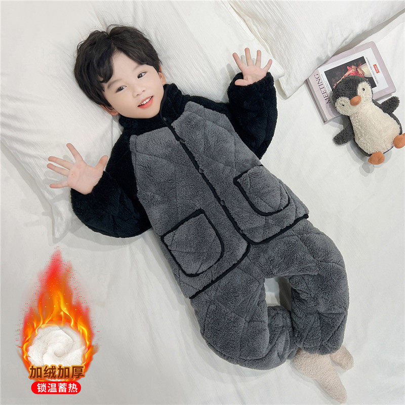男童珊瑚绒家居服套装2025新款男宝宝冬天三层夹棉加厚保暖两件套