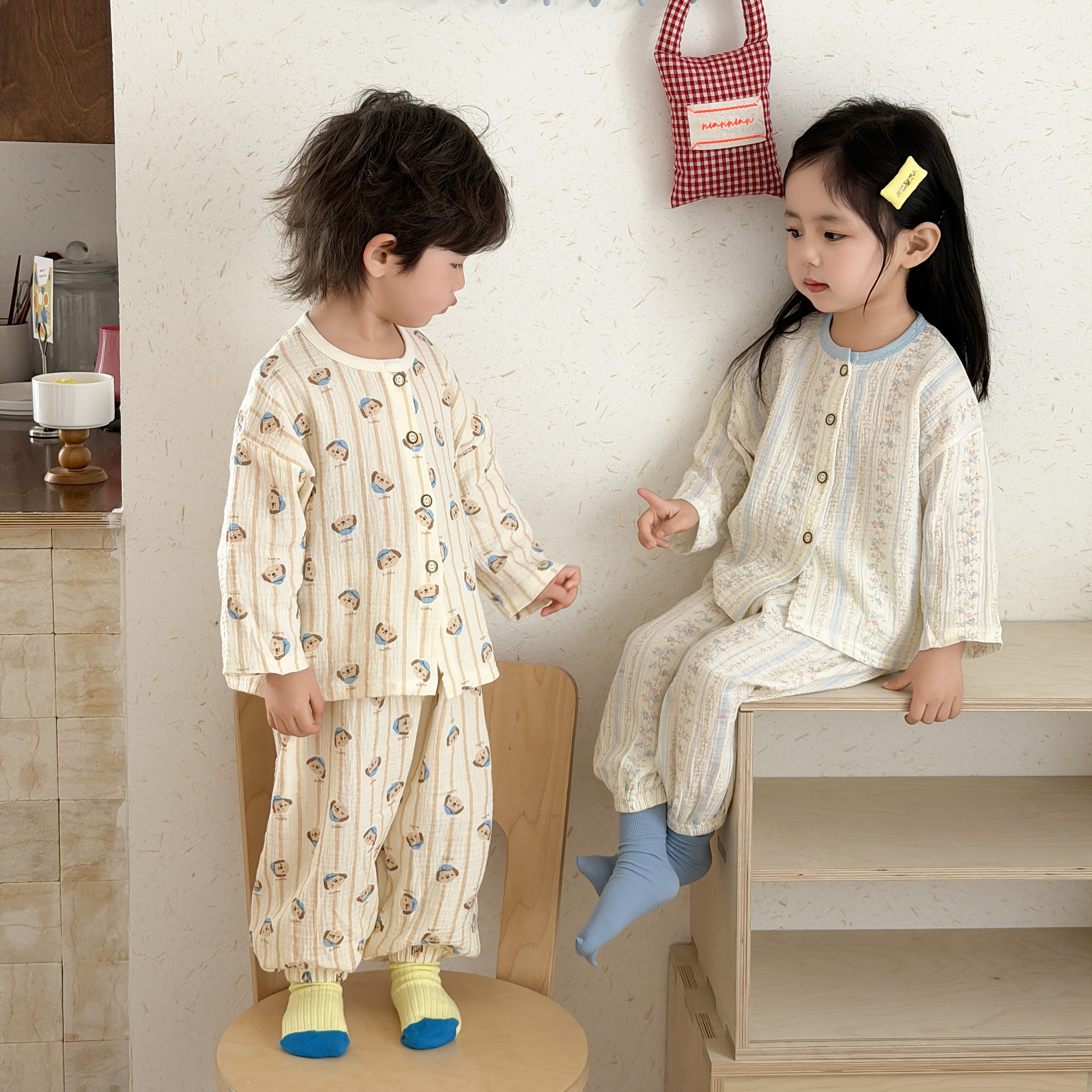 儿童卡通睡衣宝宝纯棉纱布家居服男童棉纱九分袖居家服女童套装