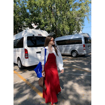 大码胖mm气质复古显瘦抽褶吊带连衣裙女夏新款性感女人味包臀长裙