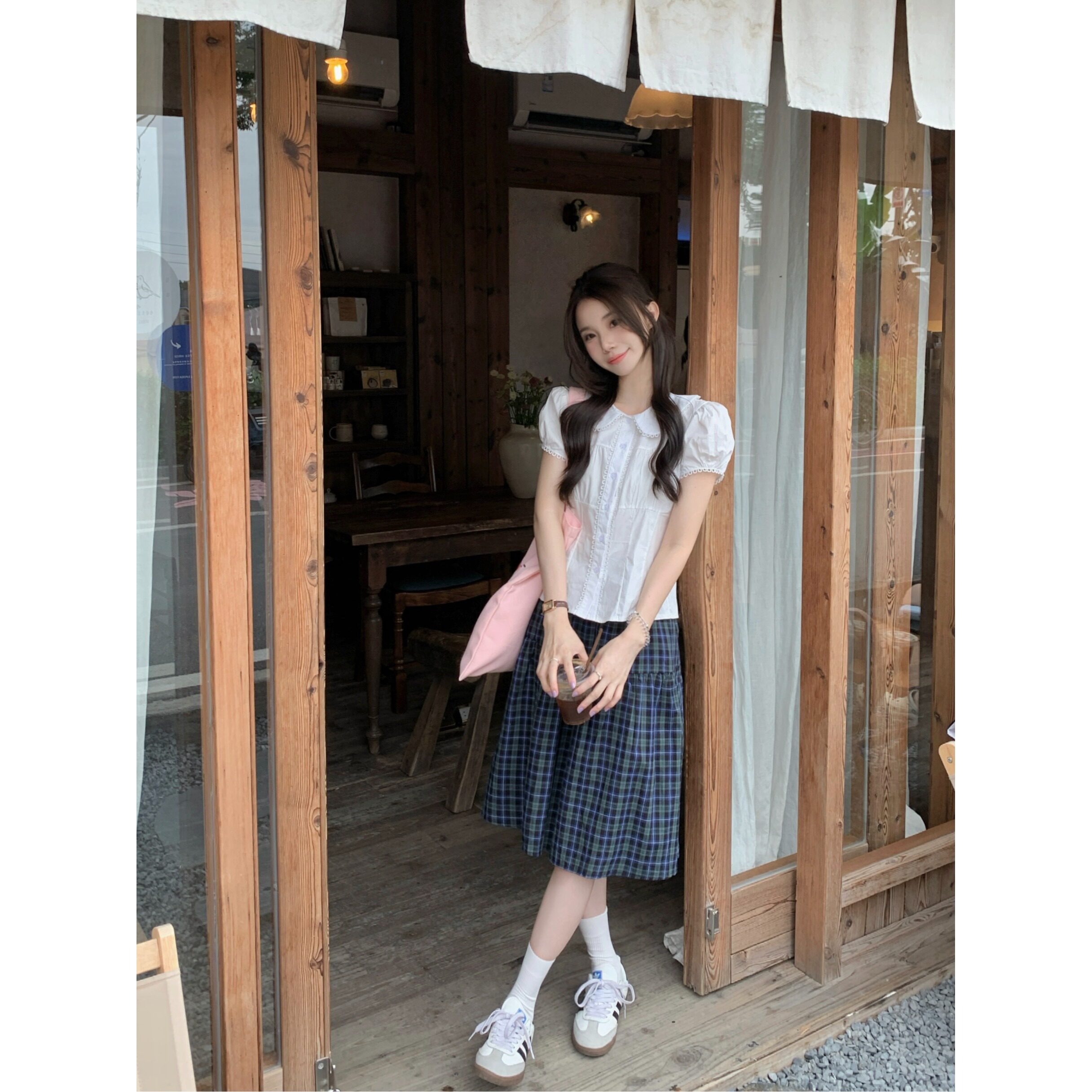 大码胖mm韩系学院风娃娃领衬衫收腰短袖上衣女高腰格子半身裙套装