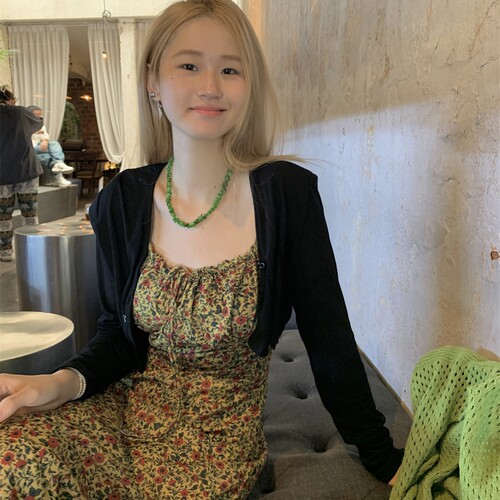 胖mm复古碎花吊带连衣裙女春夏新款出门拍照巨显身材收腰绝美长裙