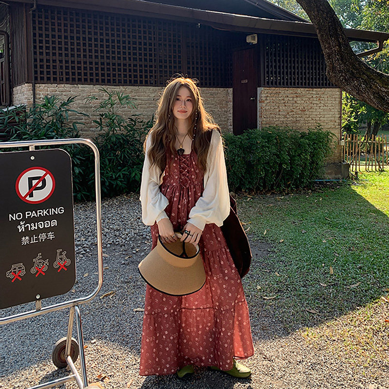 大码胖mm今年超显瘦收腰系带碎花吊带裙女高级感显白旅游度假长裙