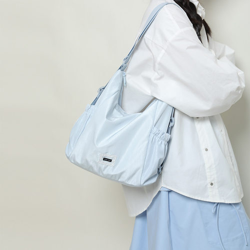 sport小众设计轻尼龙双肩包小背包女2025春季新款通勤托特包学生