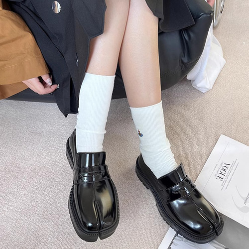 原创小众设计个性男女同款乐福鞋