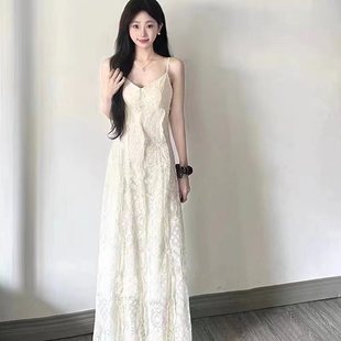 海边度假V领蕾丝吊带连衣裙女2024新款 气质仙女长裙 春季 桔梗法式