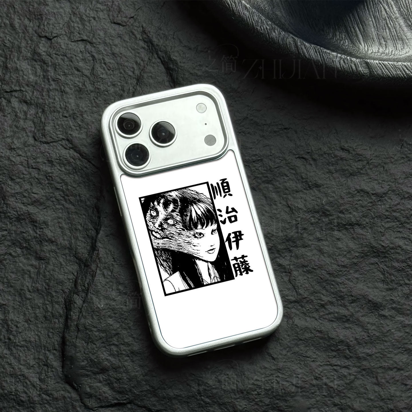 伊藤润二漫画磁吸磨砂黑框电镀玻璃手机壳适用苹果iphone17promax华为VIVOX300ULTRAOPPORENO15CPROMAX14/15/