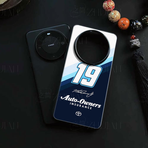 19号丰田车磁吸磨砂黑框电镀玻璃手机壳适用苹果iphone17promax华为IQOO15ULTRANOVA9SEIQOO12PRONOVA13