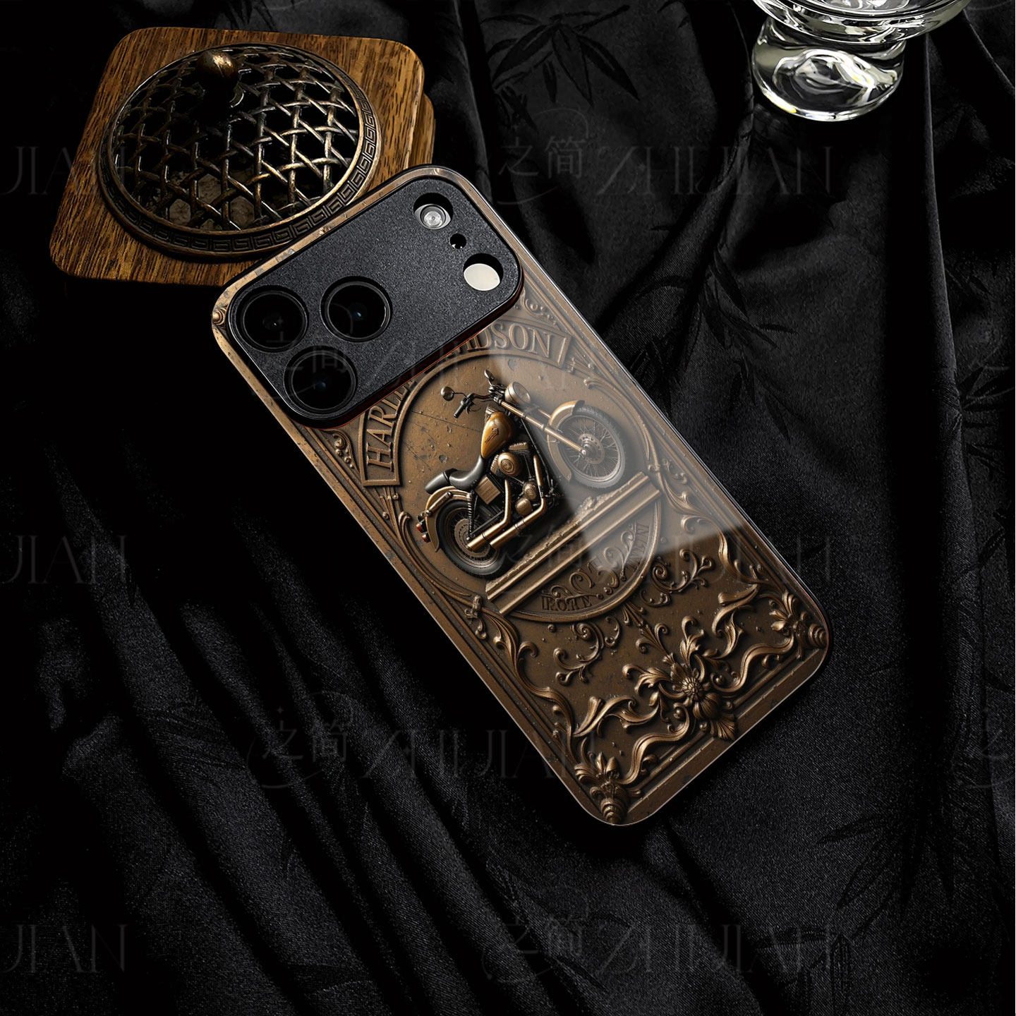 哈雷摩托浮雕磁吸磨砂黑框电镀玻璃手机壳适用苹果iphone17promax华为VIVOX70PROVIVOS15E荣耀90GTPLus16/15/
